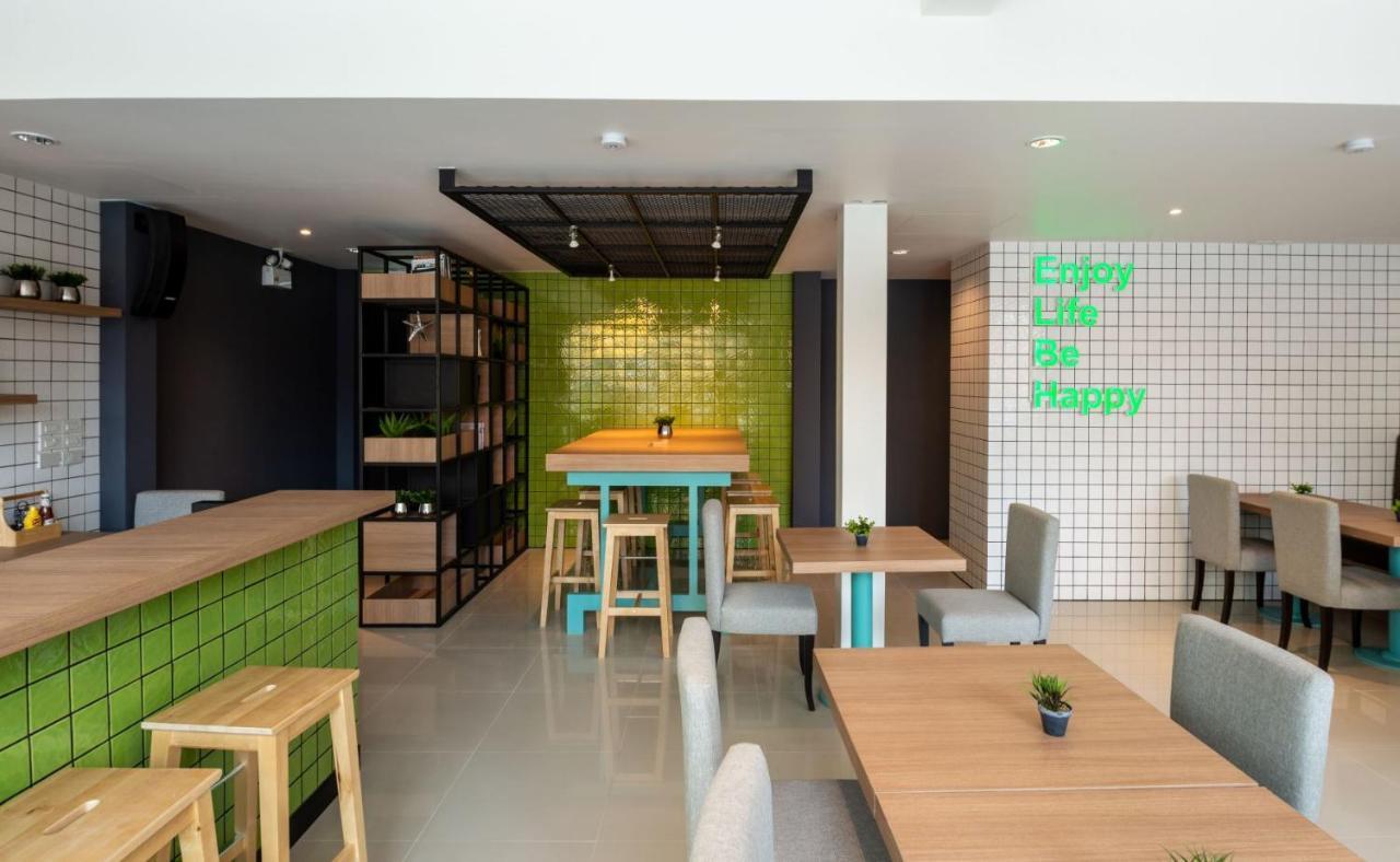 Stay@Kata Poshtel Karon Exterior photo